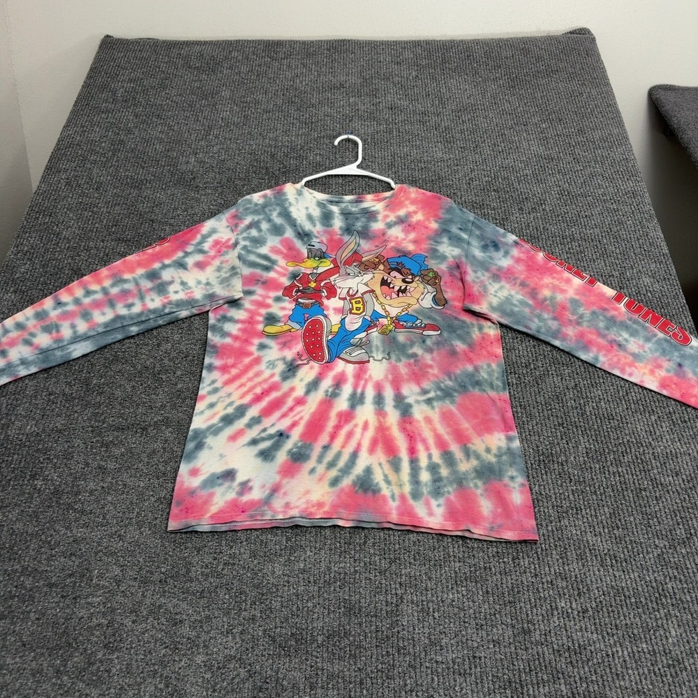 Looney Tunes Shirt Mens M Pink Blue Cotton Tie Dye Graphic Long Sleeve Retro